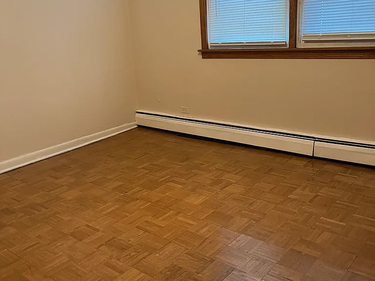 W 63rd Pl — Photo 3