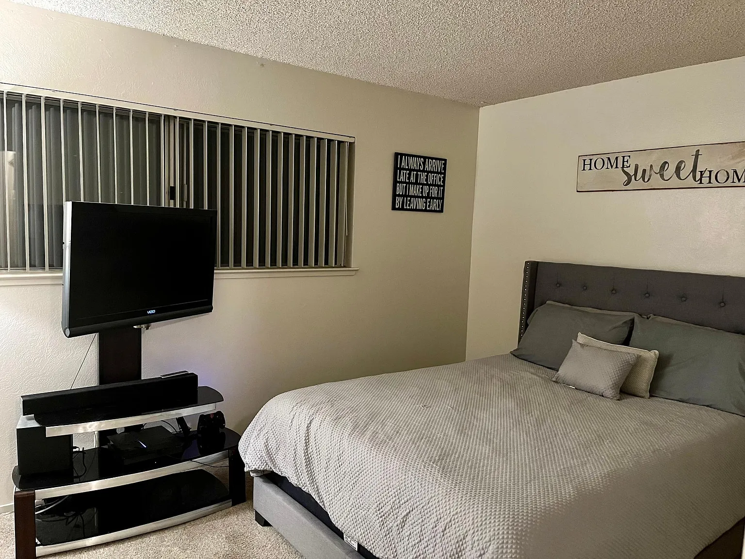 2 bed, 895 sqft, $2,595 — Photo 3