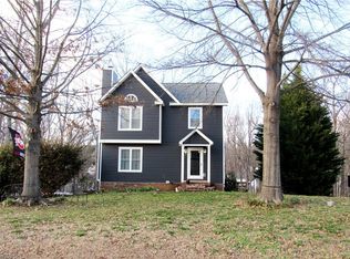 102 Cornwallis Ct, King, NC 27021