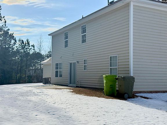 5th image of 105 Fallstaff Rd