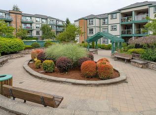 Chelsea Green, Saanich, BC V8X 2W6