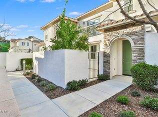 40 Secret Hollow Ln, Thousand Oaks, CA 91320