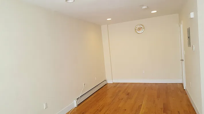 Rented by Keller Williams NYC | media 26