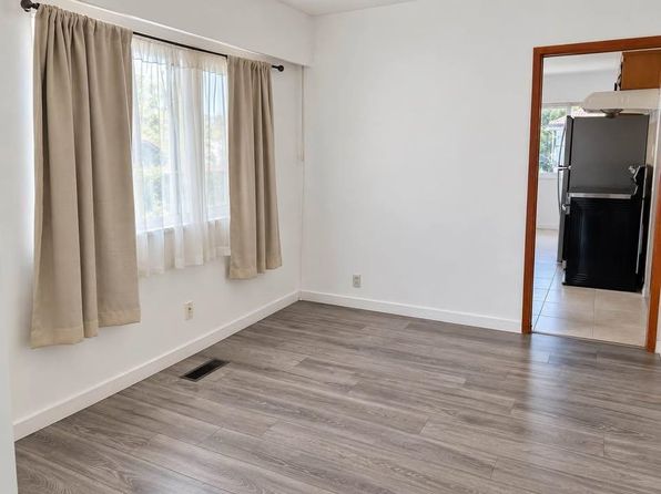 4 bedroom rental in Vancouver — photo 8