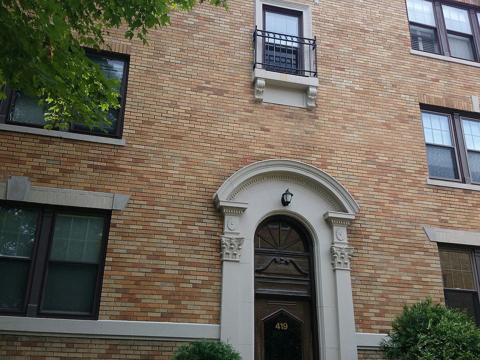 2nd image of 419 Washington St APT 1