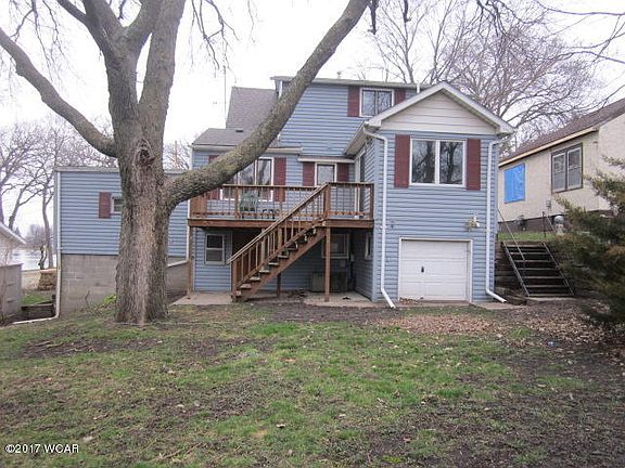 3rd image of 203 Cedarwood St