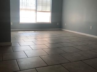 773 S 17th St #1, Newark, NJ 07103