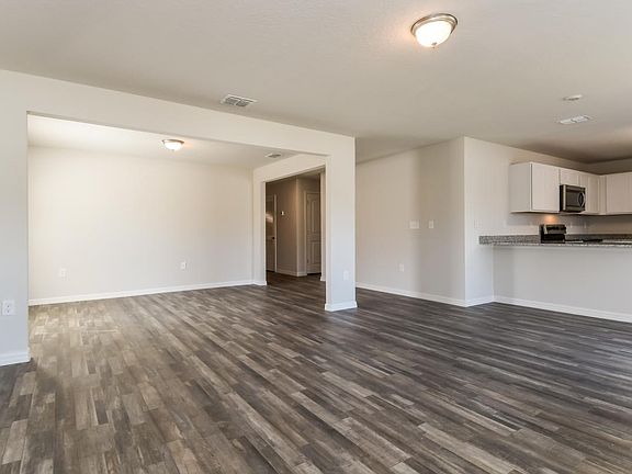 3rd image of 23 Pine Cedar Dr