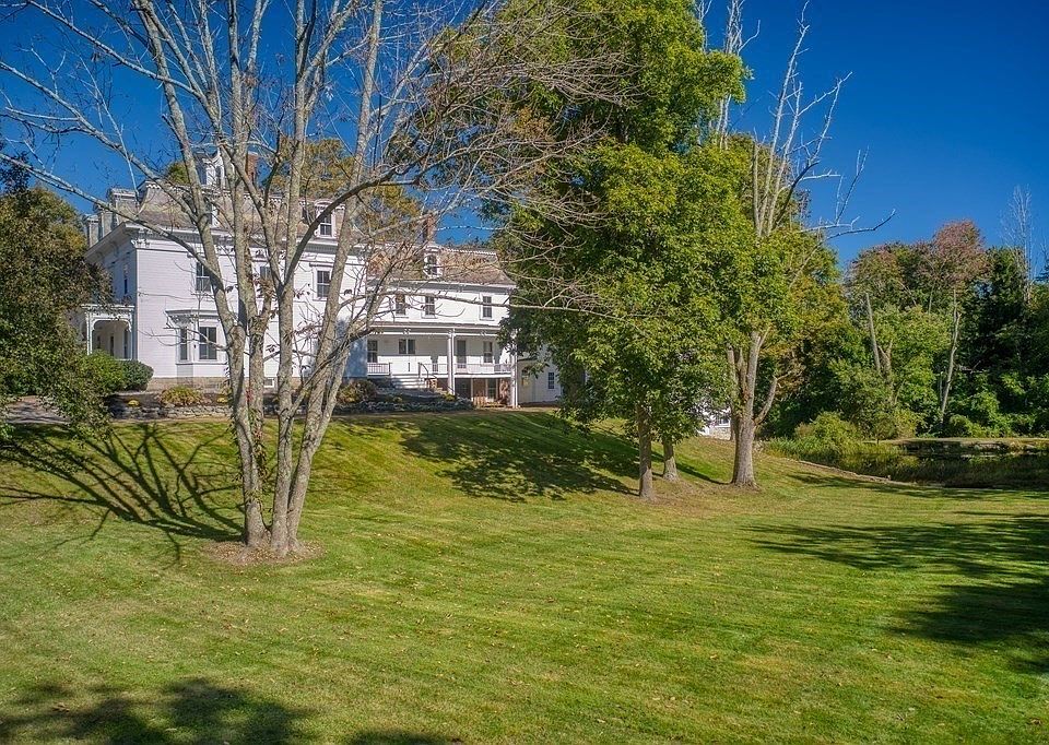 79 Plimpton St, Walpole, MA 02081 Zillow