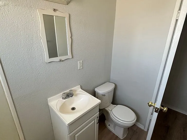 2839 Judson Ave — Photo 7