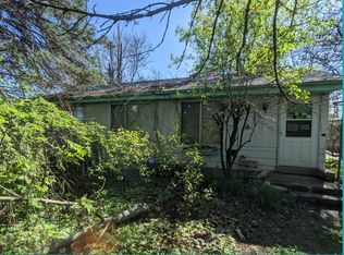 2759 84th St, Kenosha, WI 53143