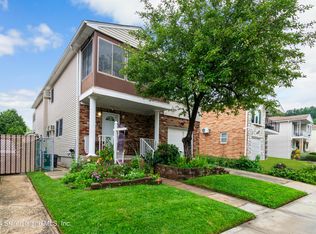 246 Crafton Ave, Staten Island, NY 10314