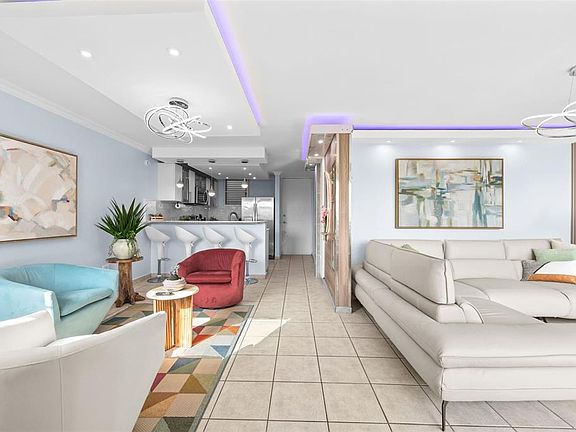3rd image of 301 Parque De #301-TOA