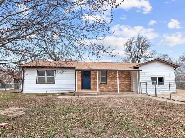 2501 N Hoover Rd, Wichita, KS 67205