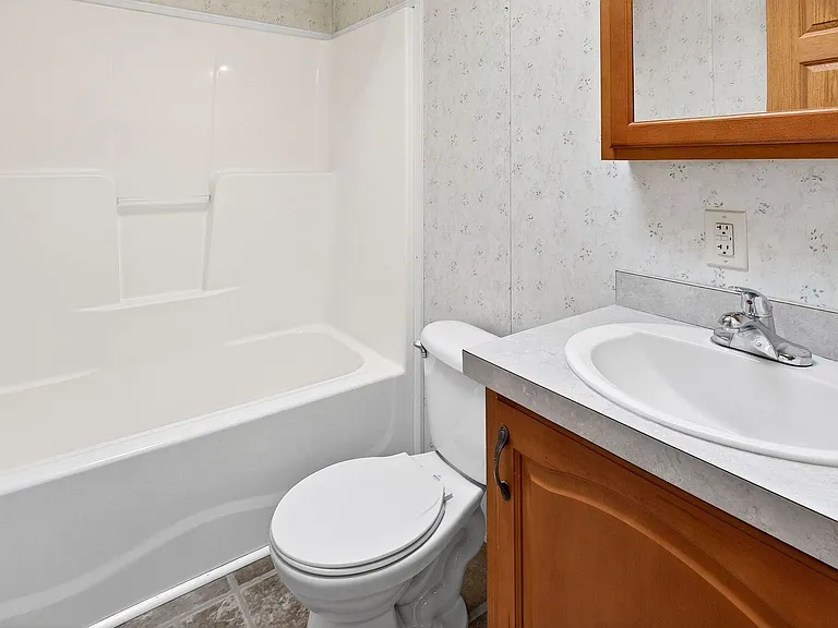 15 W Redwood Ave — Photo 34