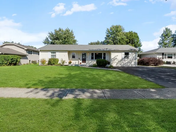 808 Stonegate Rd, New Lenox, IL 60451