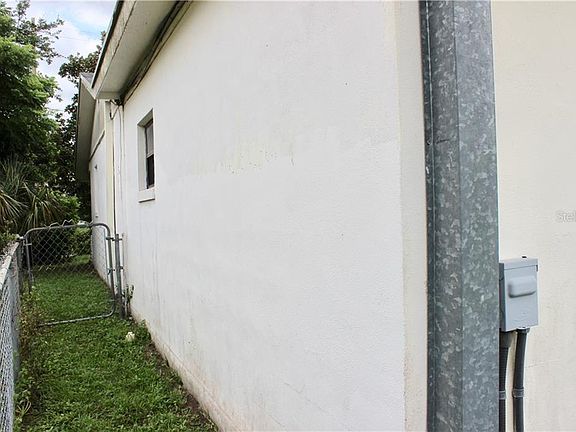 5th image of 4275 Lake Richmond Dr