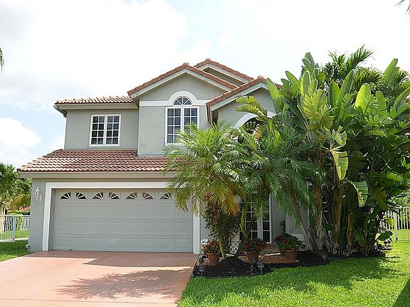 Home For Sale In LA COSTA