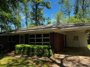 607 Valley Dr, Americus, GA 31709