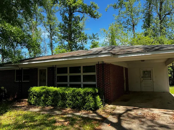 607 Valley Dr, Americus, GA 31709
