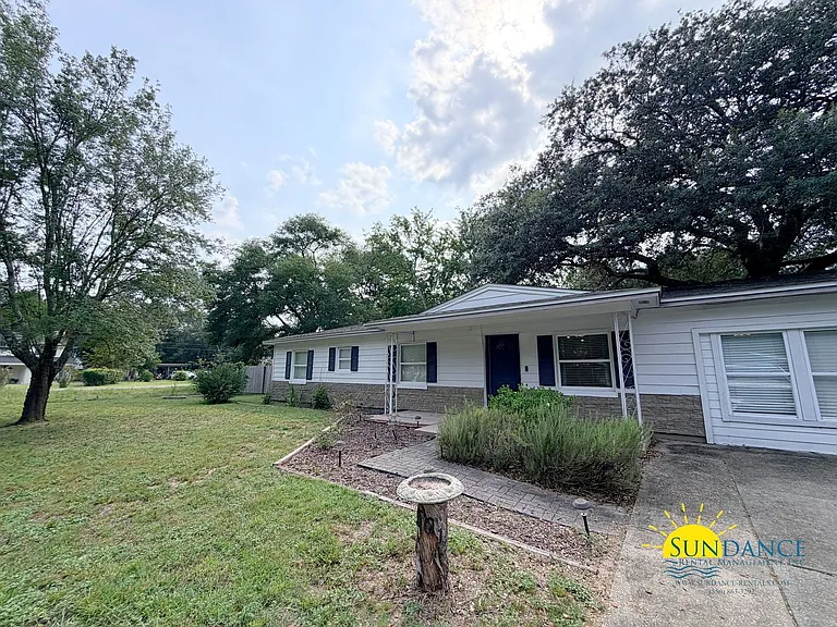 501 Dona Ave — Photo 1