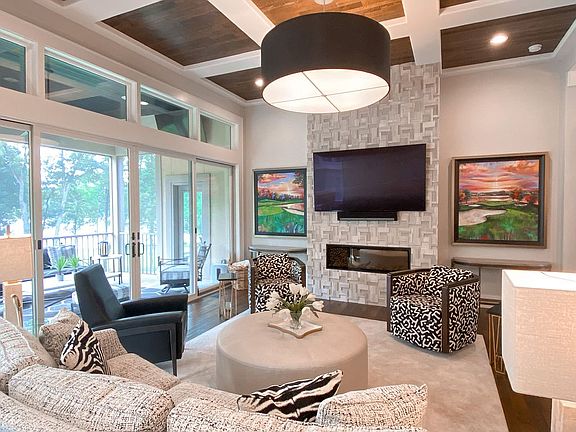 4th image of 206 Resplander Cir