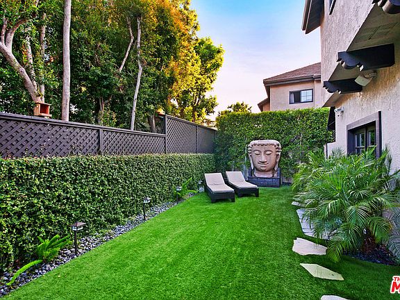 5th image of 5016 Gaviota Ave