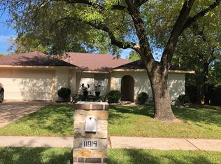 11819 Lafferty Oaks St, Houston, TX 77013