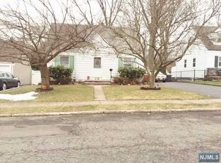 238 Lincoln Ave, Elmwood Park, NJ 07407