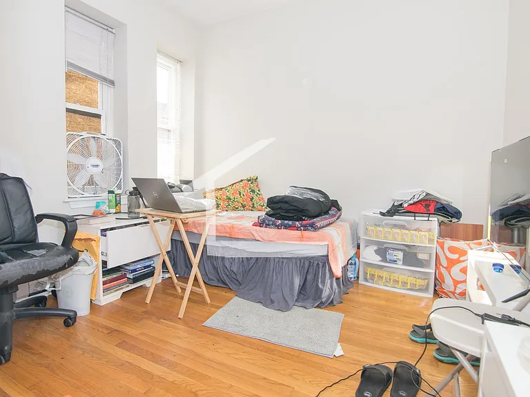 51 Westland Ave #4D — Photo 3