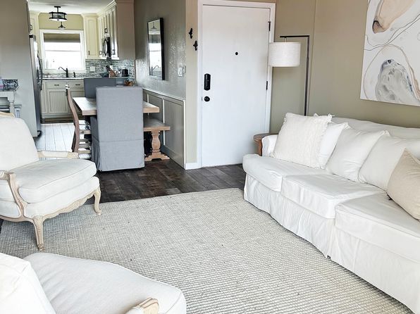 1650 Via De Luna Dr APT D4