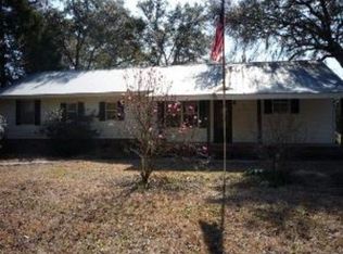 316 Pine Ave, Midway, GA 31320