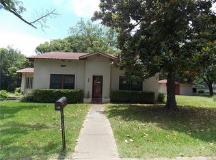 414 N Bosque St, Meridian, TX 76665