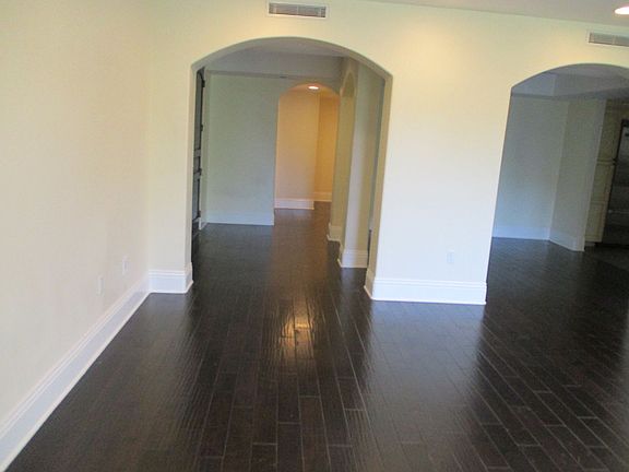 3rd image of 11715 Chenault St Unit 201