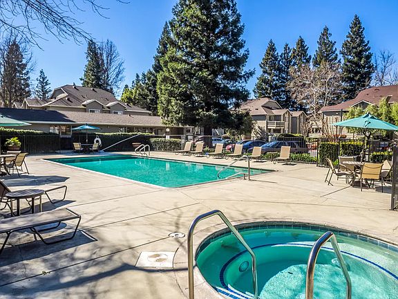 5th image of 2593 Millcreek Dr #207