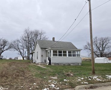 1414 S 20th St, Centerville, IA, 52544