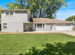 11506 S Neenah Ave, Worth, IL