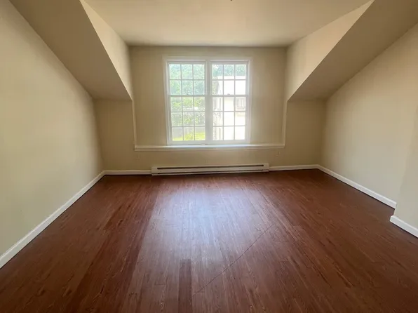 213 Pear St, Cumberland, MD 21502