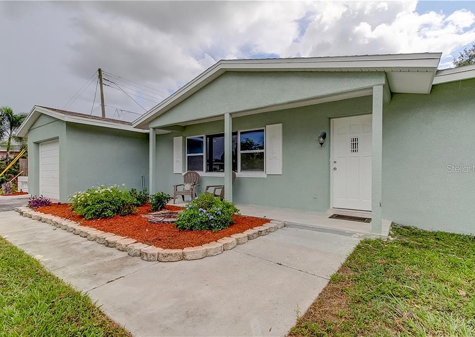 1st image of 4437 61st Ln N