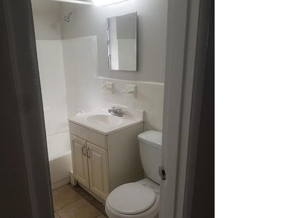 5th image of 1549 NW 15th Ter