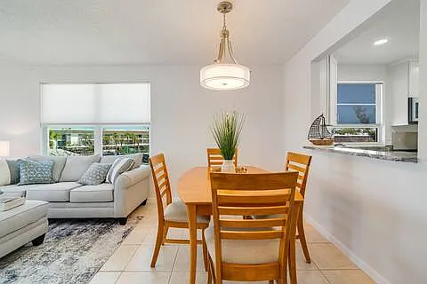 4330 Falmouth Dr — Photo 11