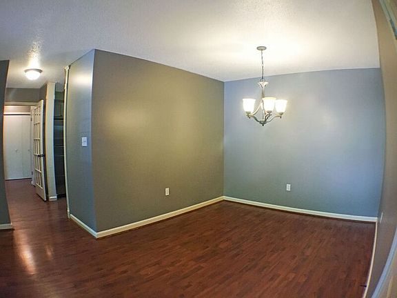 5th image of 2515 Veterans Memorial Pkwy APT 422