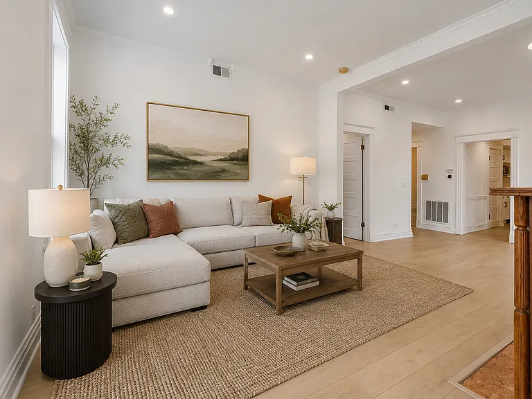 2025 W Roscoe St #3F — Photo 4
