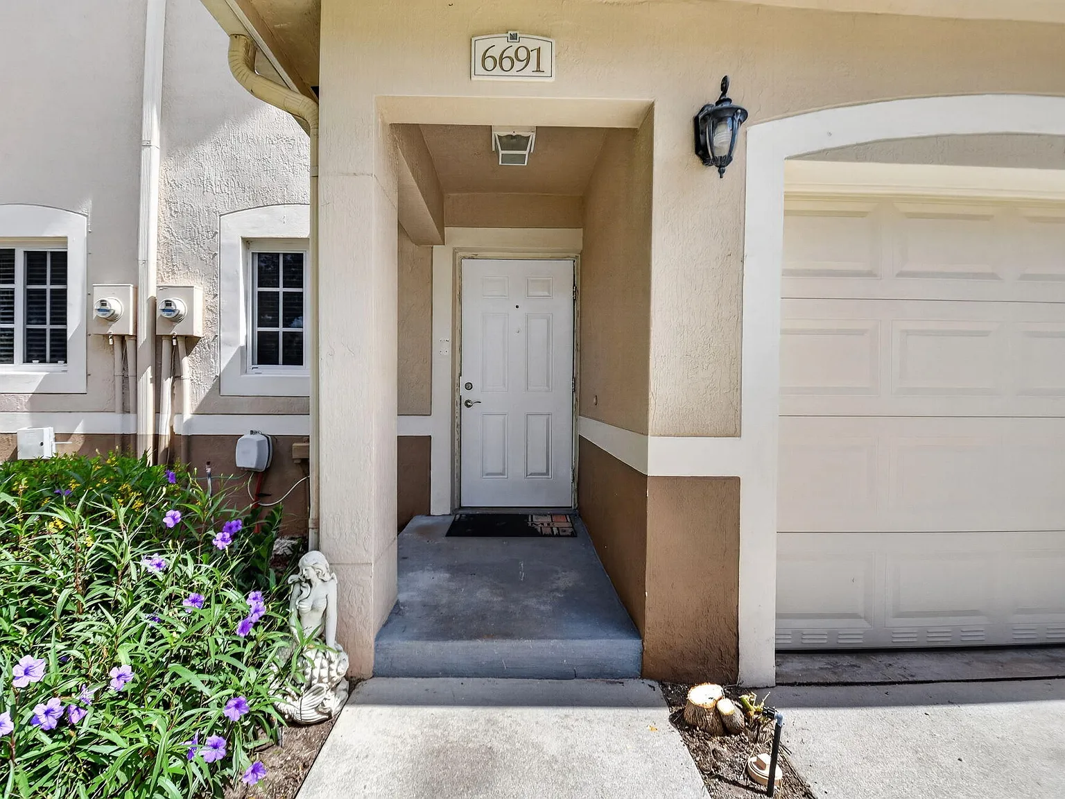 3 bed, 2.5 bath, 1441 sqft, $2,900 — Photo 2