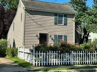 301 5th St, Delaware City, DE 19706