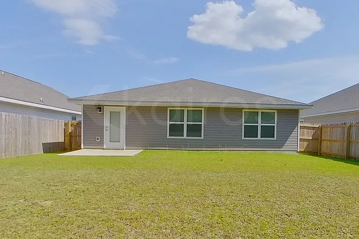 305 Monarch Ln — Photo 20