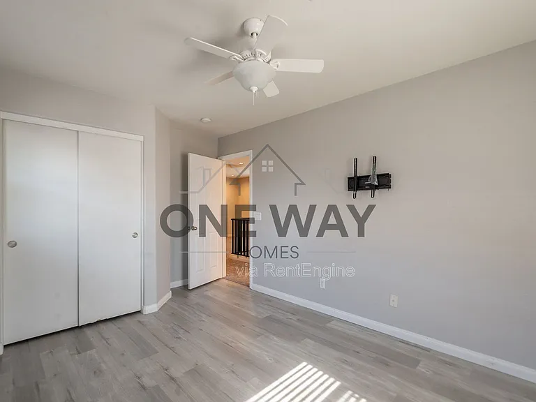 1057 S Deerfield Ln — Photo 23