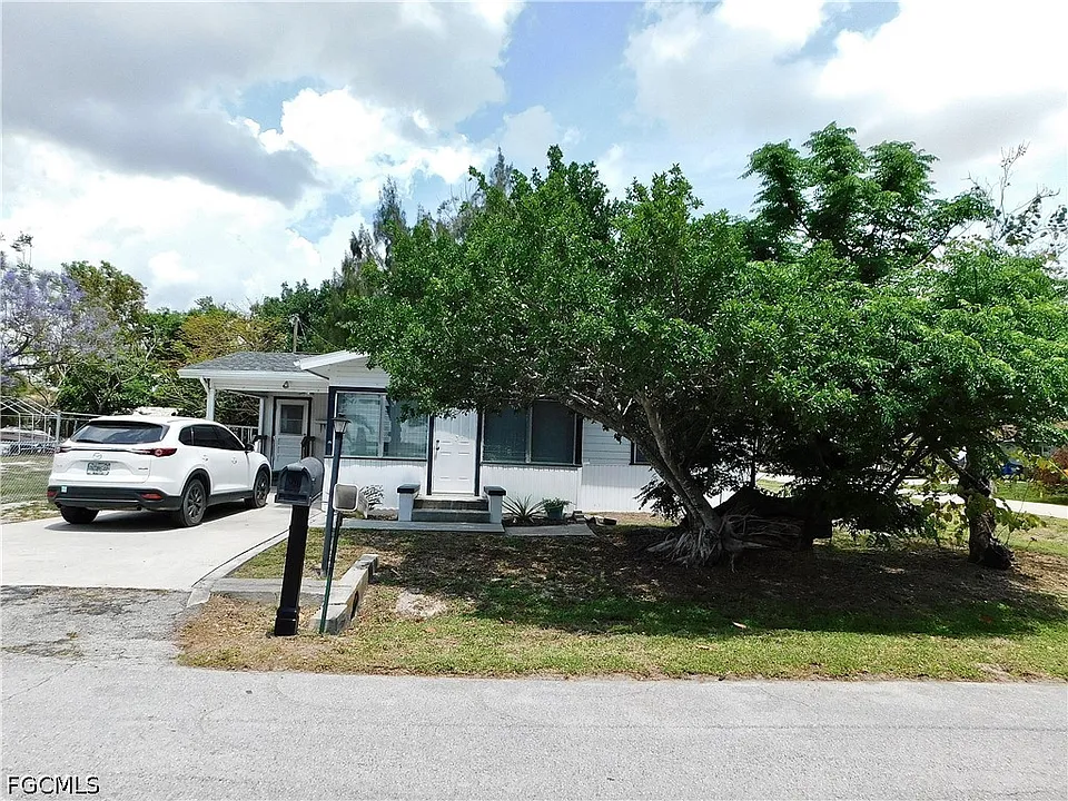 287 Poe Ave