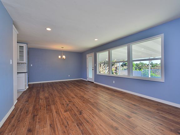 3rd image of 6325 Celia Vista Dr