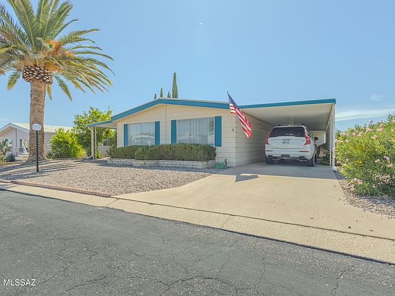 2nd image of 241 W Cumaro Dr